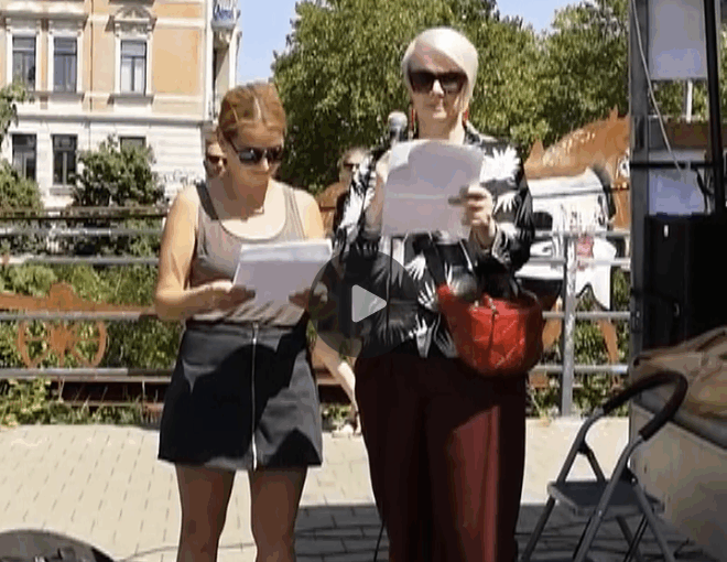 Protestflügel – Elternrat und Kinder der Grundschule Gießerstraße fordern familiengerechte Stadtentwicklung